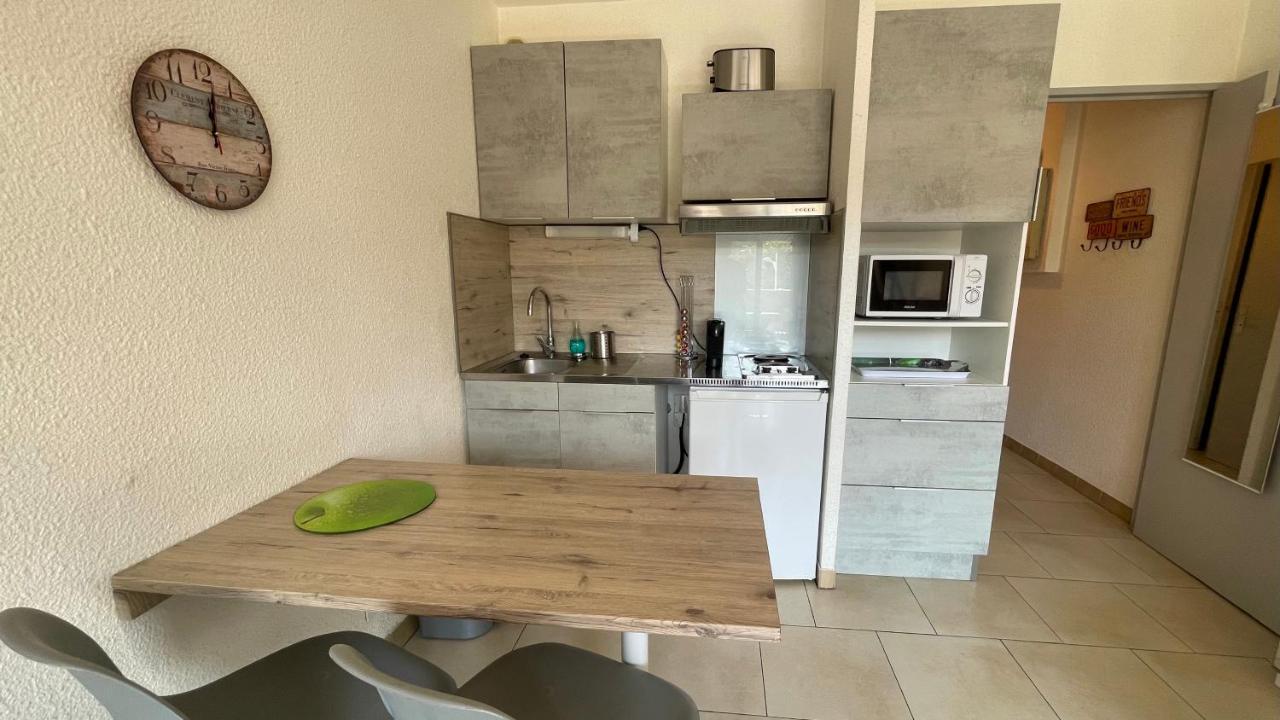 Superbe Studio En Hyper Centre Apartment Кавалере-сюр-Мер Екстериор снимка